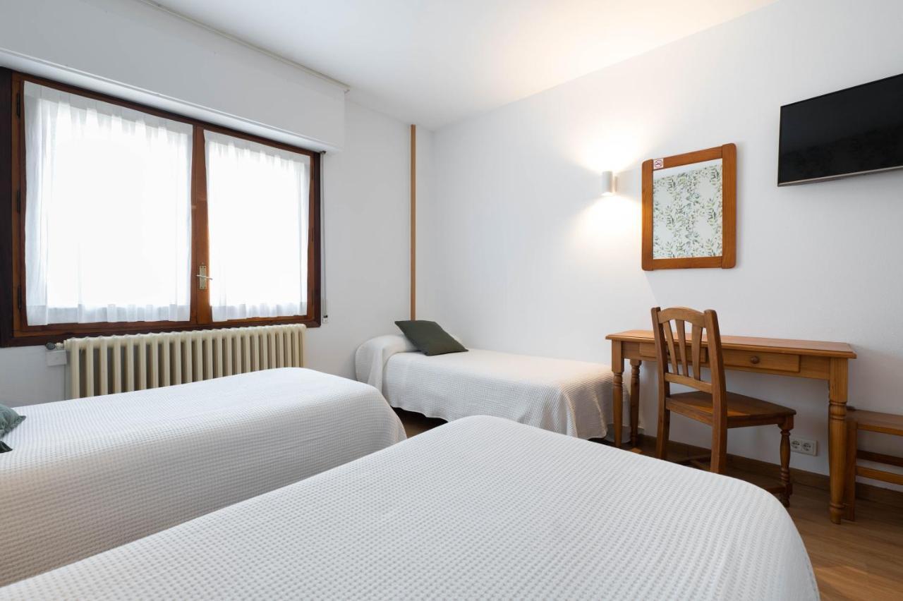 Hotel Mi Casa Sabiñánigo Exteriér fotografie