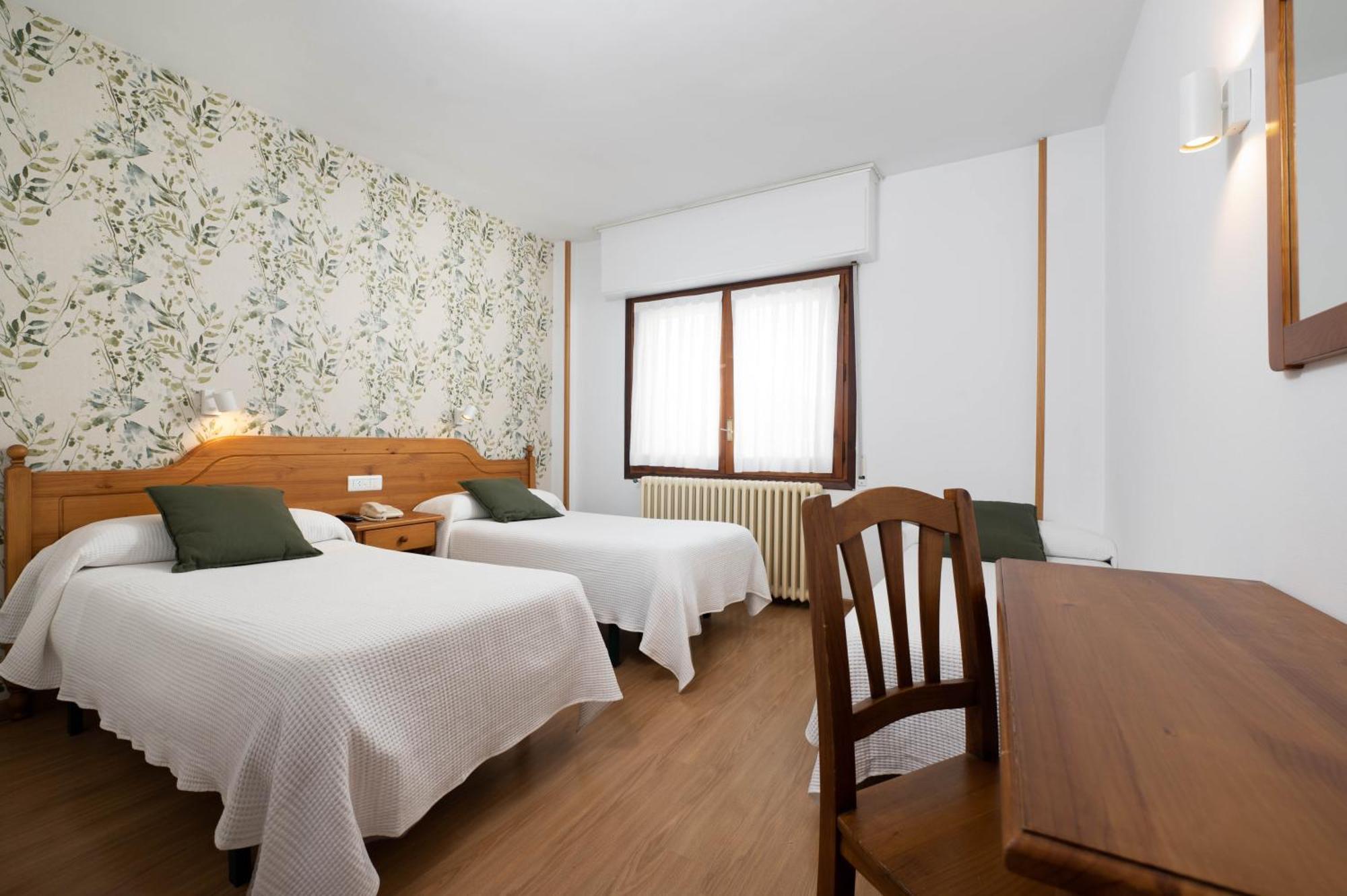 Hotel Mi Casa Sabiñánigo Exteriér fotografie