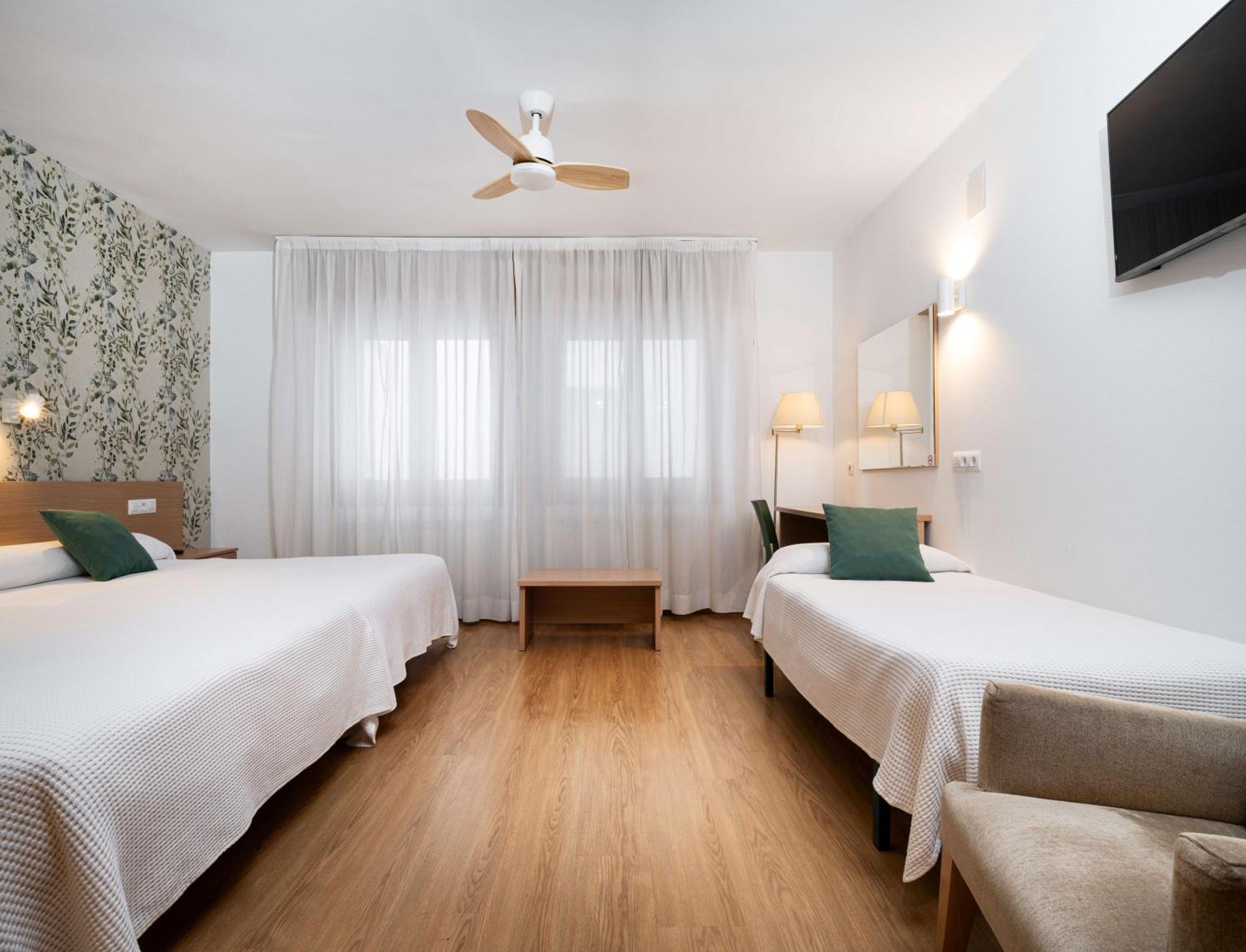 Hotel Mi Casa Sabiñánigo Exteriér fotografie