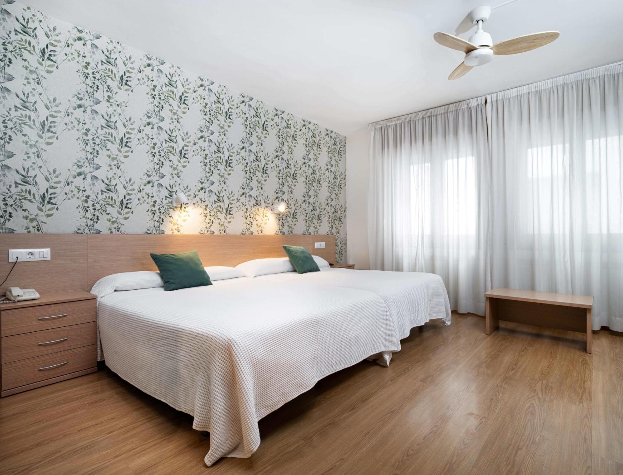 Hotel Mi Casa Sabiñánigo Exteriér fotografie
